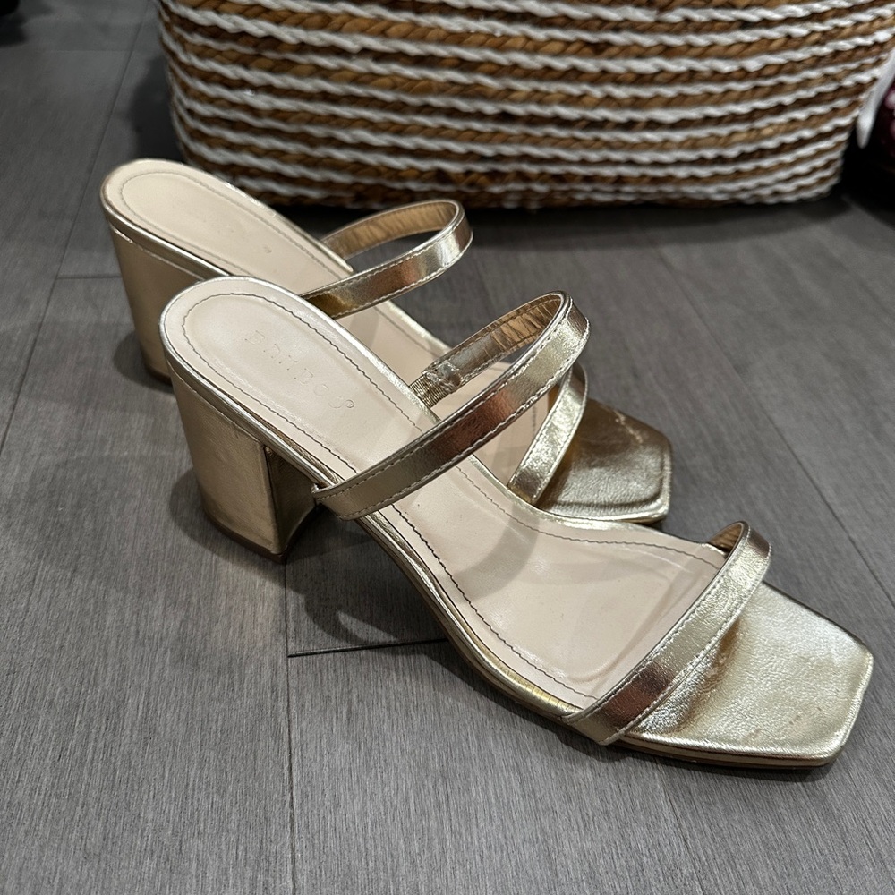 Elegant Gold Women's Heeled Sandals